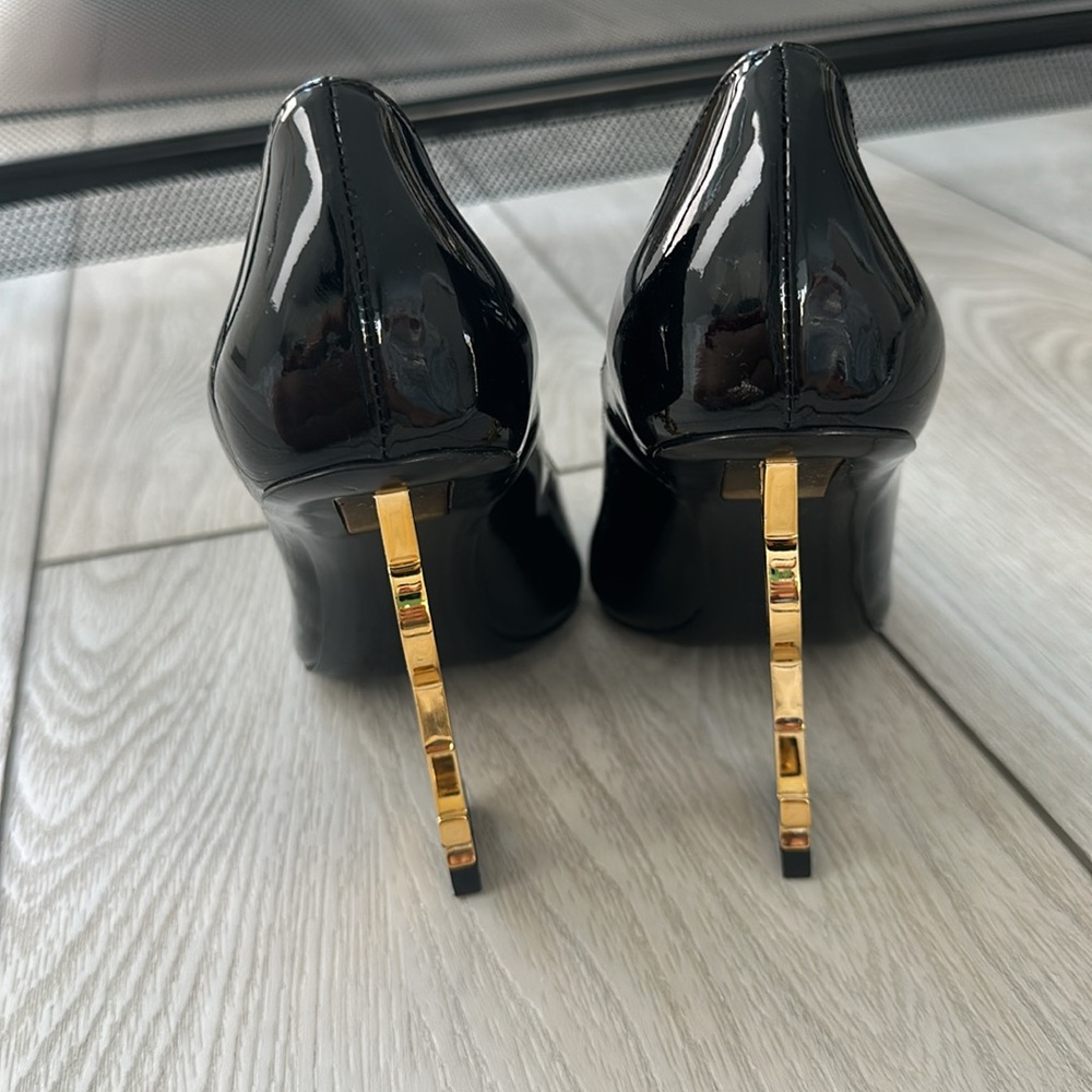 Black YSL heels - Picture 4 of 5